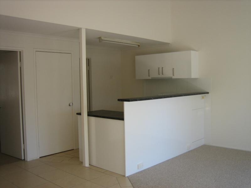 12/30 Sportsman Ave, Mermaid Beach QLD 4218