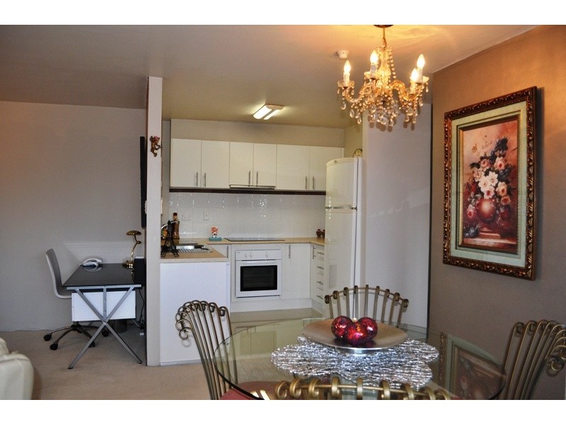 110 Tours Way, Burleigh Waters QLD 4220