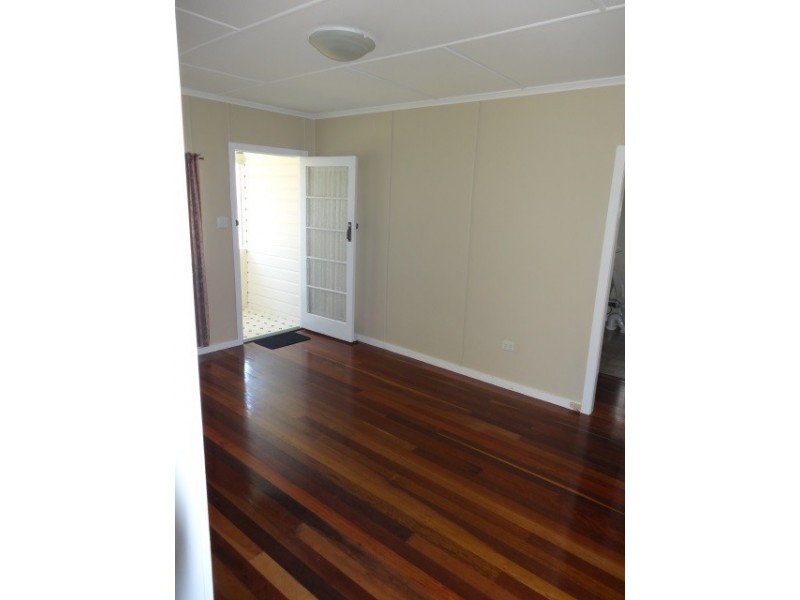 12 Mary Street, Redcliffe QLD 4020