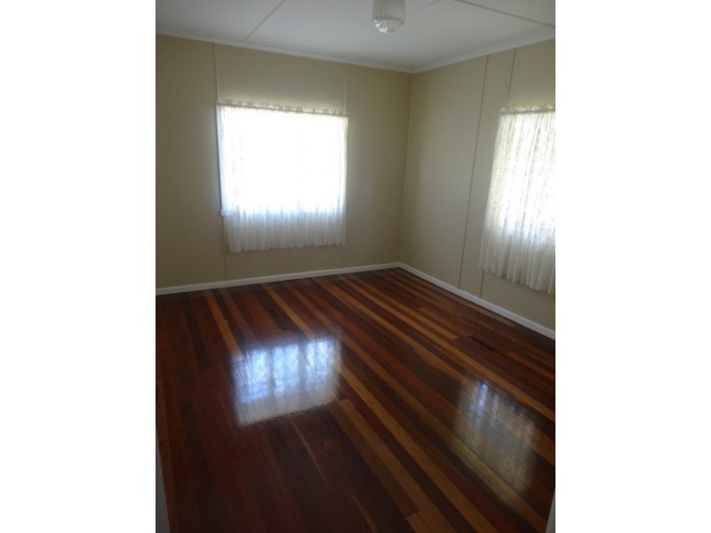 12 Mary Street, Redcliffe QLD 4020