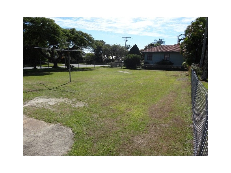 12 Mary Street, Redcliffe QLD 4020