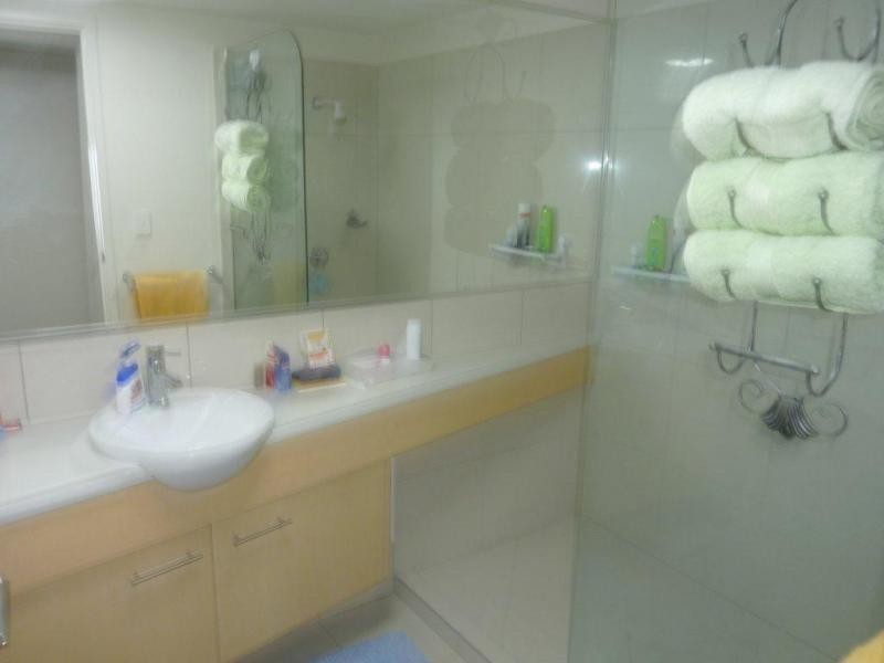 51 Grand Parade, Kawana Island QLD 4575