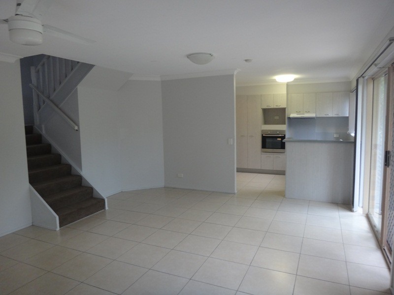 A/757 Ashmore Road, Ashmore QLD 4214