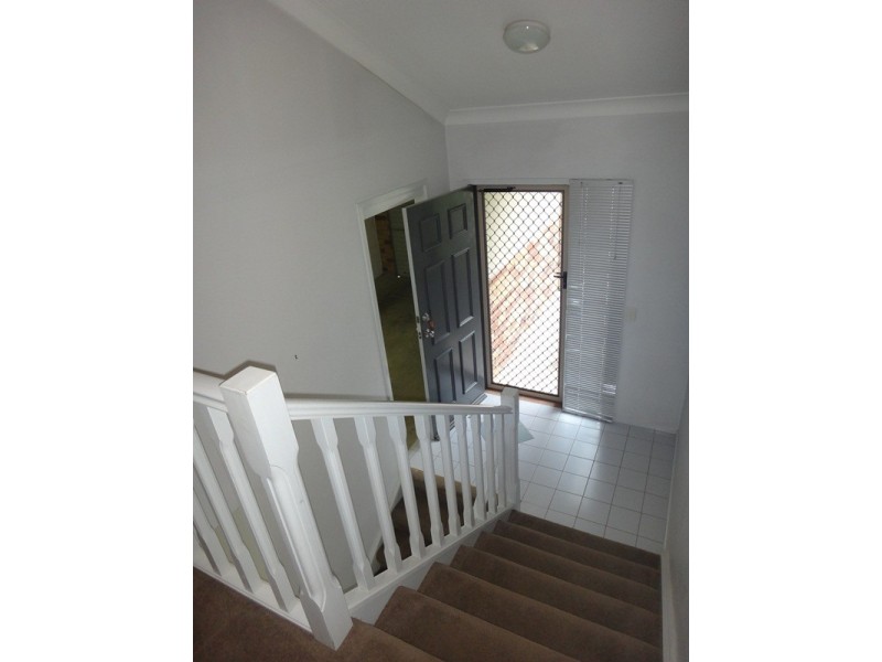 A/757 Ashmore Road, Ashmore QLD 4214