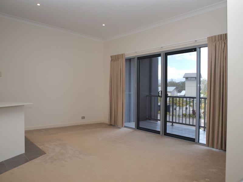 76/19 Carina Peak Drive, Varsity Lakes QLD 4227