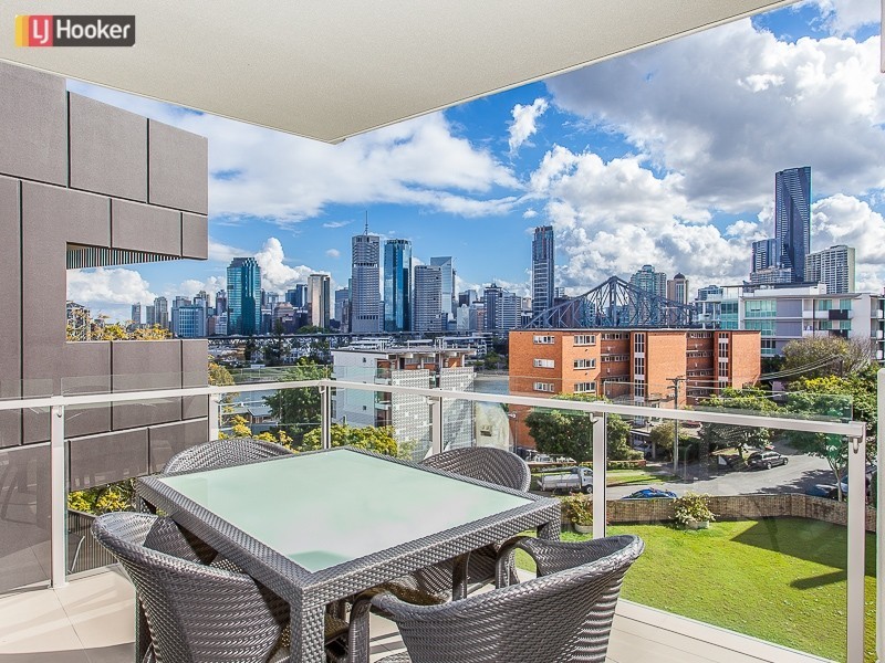 24/75 Barker Street, New Farm QLD 4005