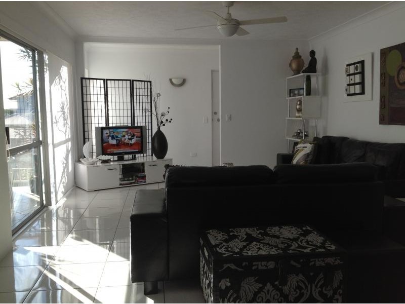 542 Marine Pde, Biggera Waters QLD 4216