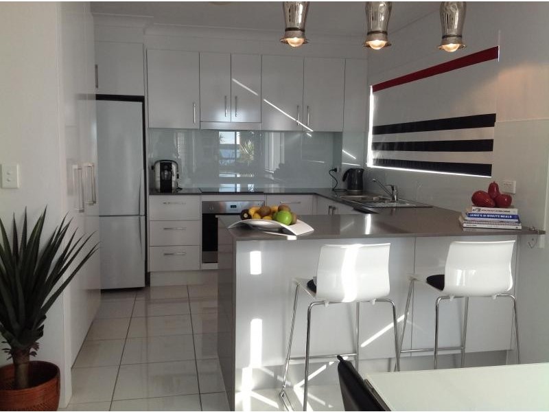 542 Marine Pde, Biggera Waters QLD 4216