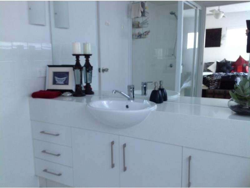 542 Marine Pde, Biggera Waters QLD 4216