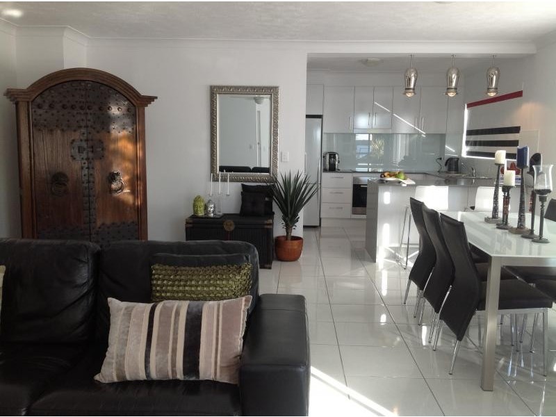 542 Marine Pde, Biggera Waters QLD 4216