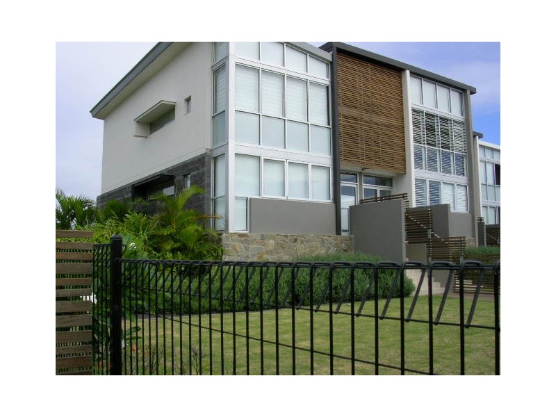 01/43 Love Street, Bulimba QLD 4171