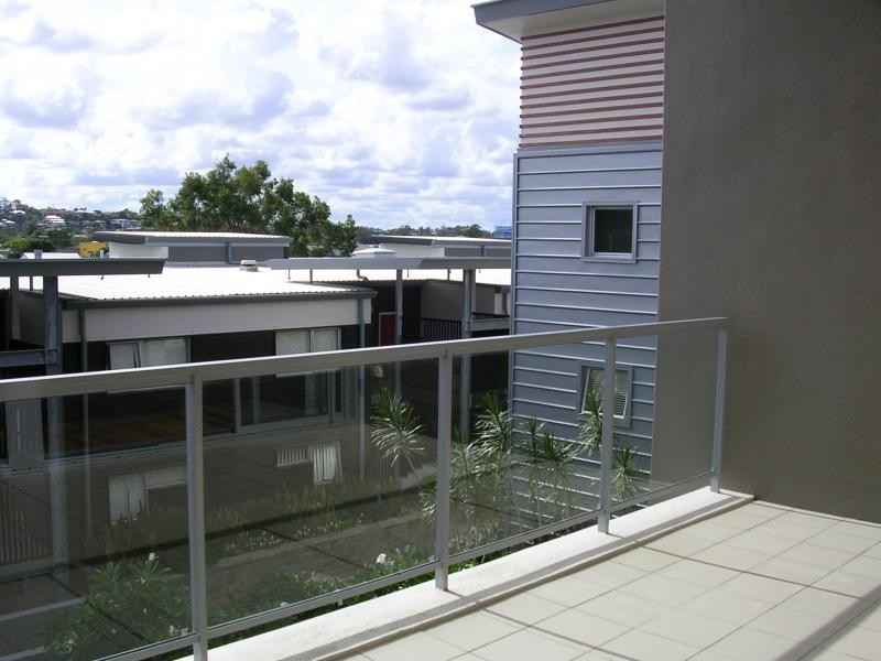 89/43 Love Street, Bulimba QLD 4171