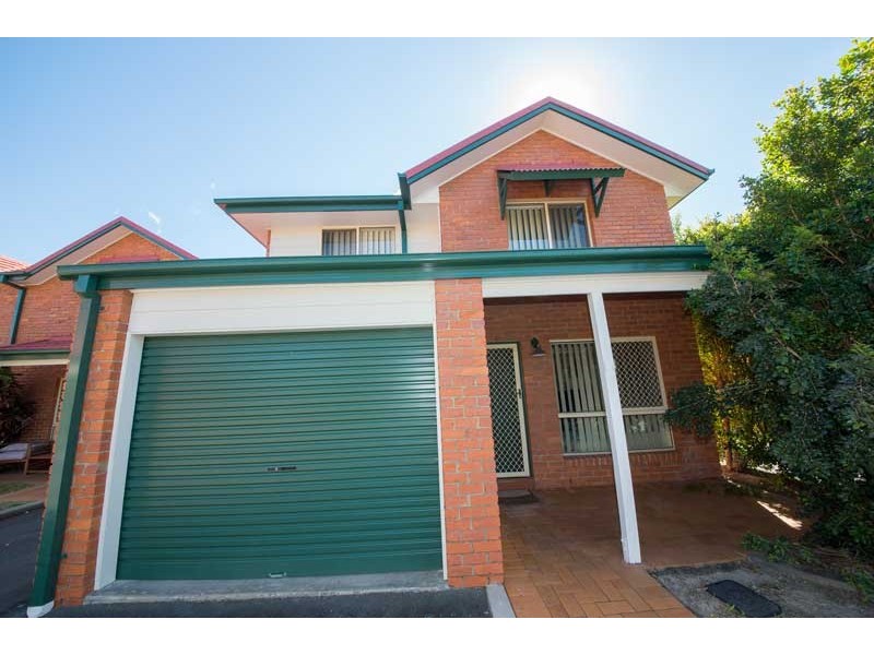 34/116 Meadowlands Road, Carina QLD 4152