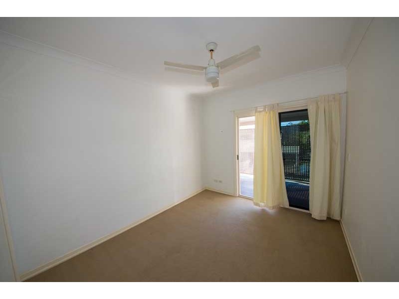 28 ELLIOTT STREET, Kangaroo Point QLD 4169