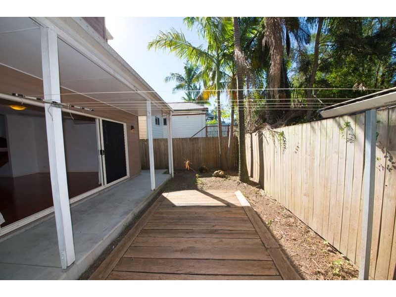 28 ELLIOTT STREET, Kangaroo Point QLD 4169