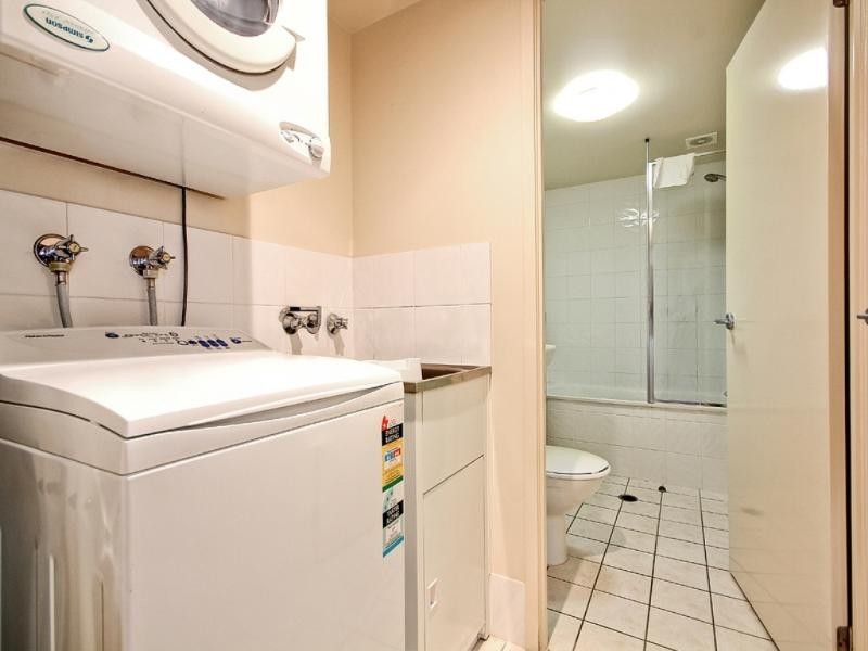 21 Patrick Lane, Toowong QLD 4066
