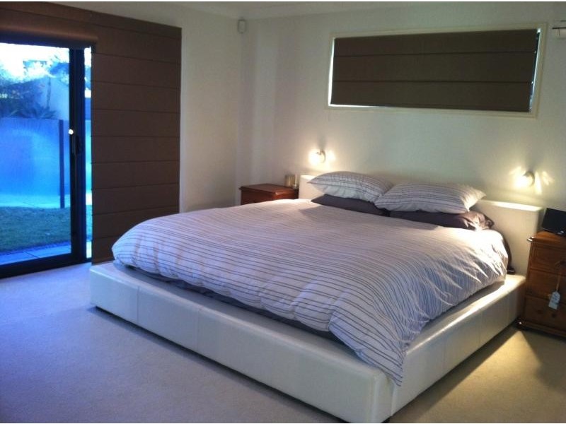 38 Petworth Court, Arundel QLD 4214