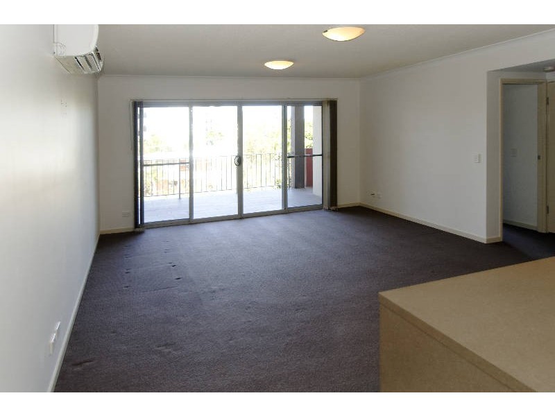 4/65 John Street, Redcliffe QLD 4020