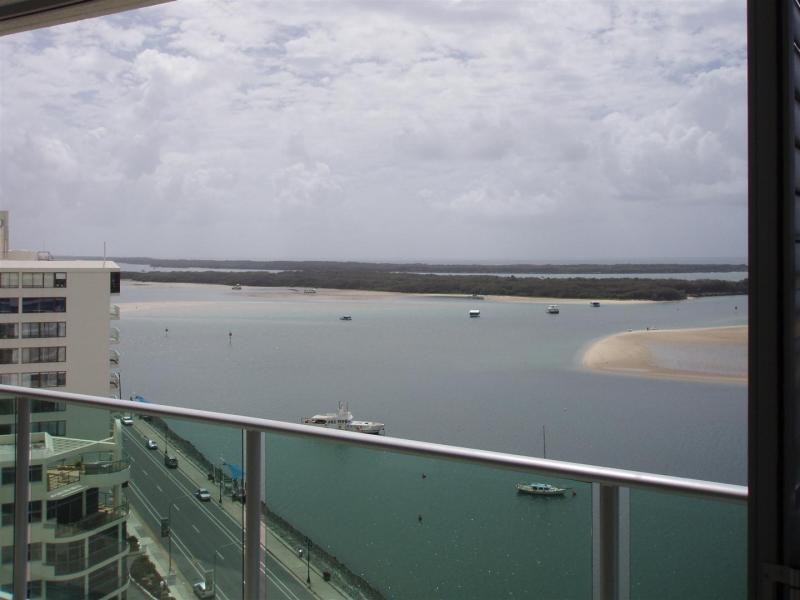 300 Marine Parade, Labrador QLD 4215