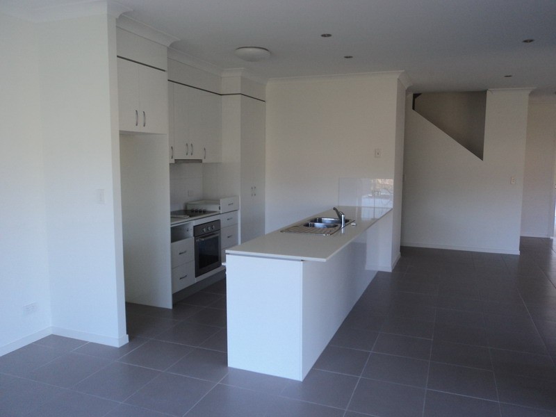 13 Marks Drive, Varsity Lakes QLD 4227