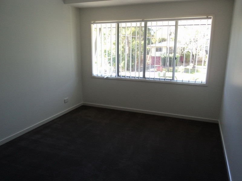 13 Marks Drive, Varsity Lakes QLD 4227