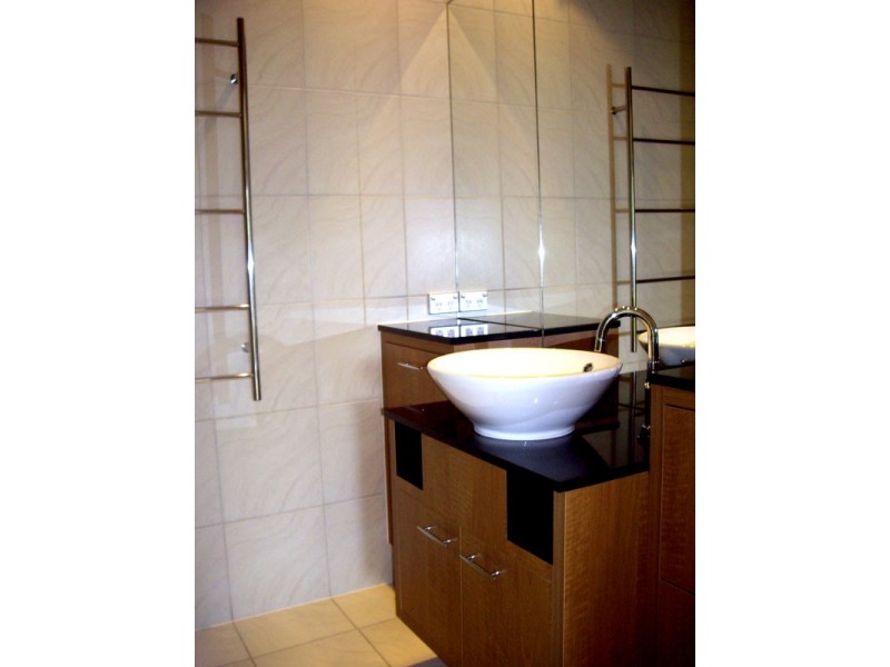 17/7 Elliott St, Surfers Paradise QLD 4217