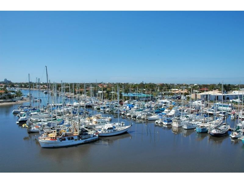 13 Nicklin Way, Minyama QLD 4575
