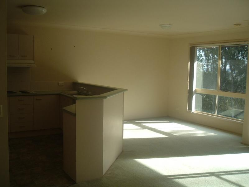 31 Simpsons Rd, Elanora QLD 4221