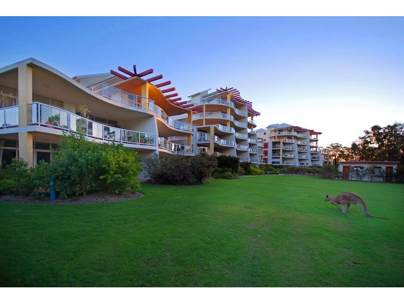 31/179 Ocean Drive, Twin Waters QLD 4564