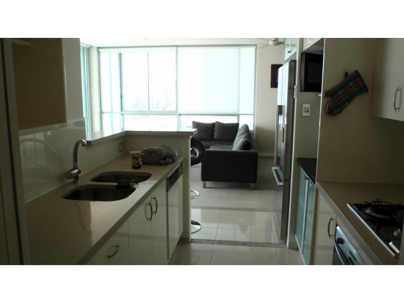 7/1 Como Crescent, Southport QLD 4215