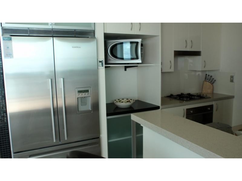 7/1 Como Crescent, Southport QLD 4215