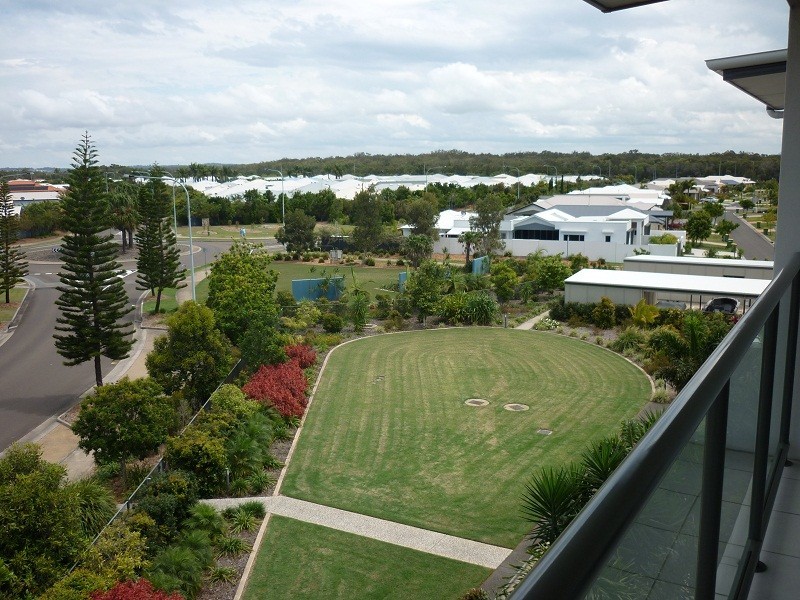 54/4 Grand Parade, Kawana Island QLD 4575