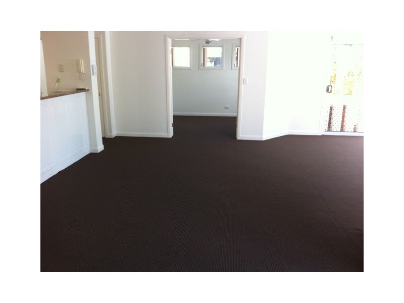 8/100 Cotlew St East, Southport QLD 4215