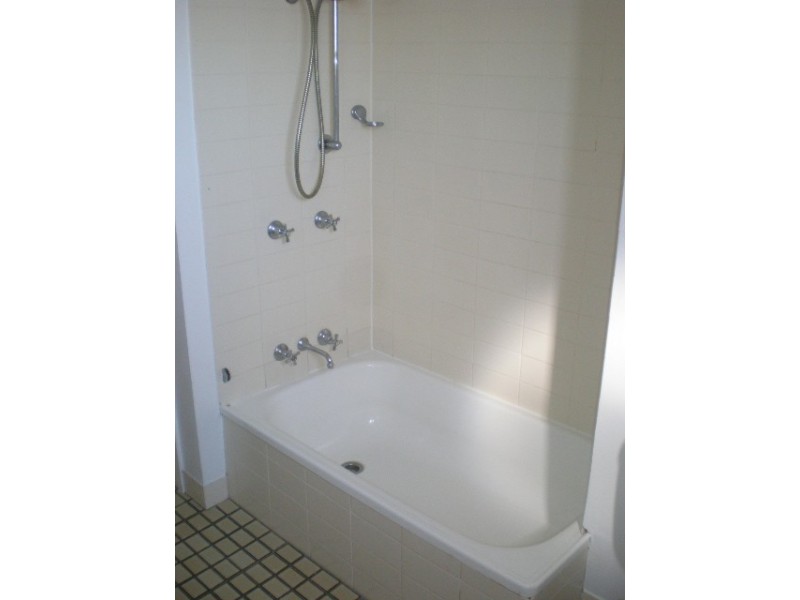 12 Parker St, Maroochydore QLD 4558