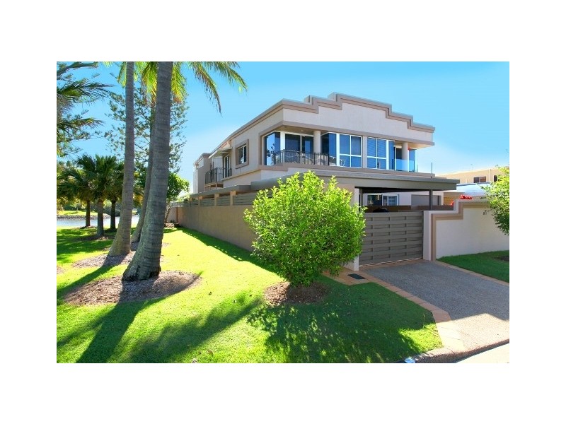 Stanhill Drive, Chevron Island QLD 4217