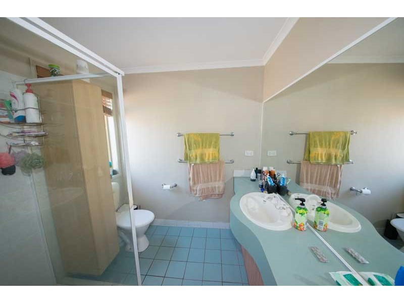 61 Coventry Circuit, Carindale QLD 4152