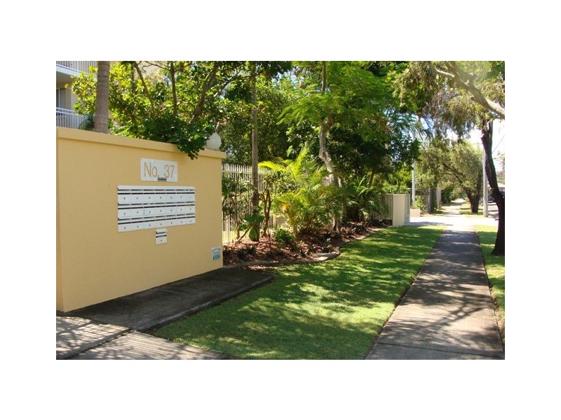 19/37 Mawarra Street, Chevron Island QLD 4217