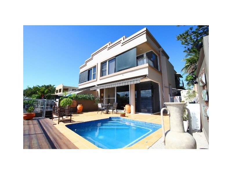 Stanhill Drive, Chevron Island QLD 4217