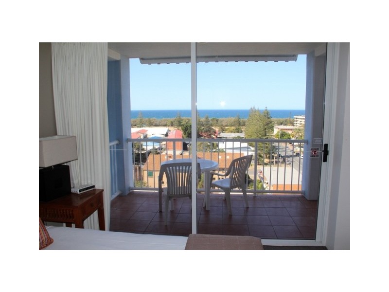 1094/2633 Gold Coast Highway, Broadbeach QLD 4218