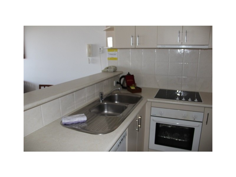 1094/2633 Gold Coast Highway, Broadbeach QLD 4218