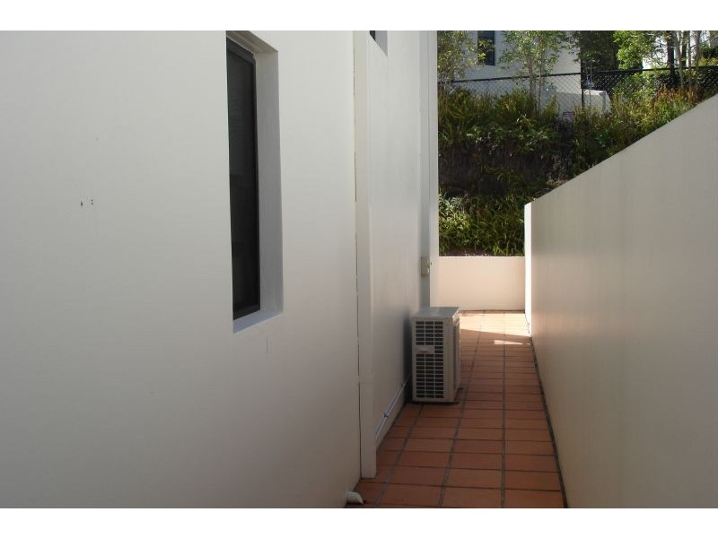 22 GLENSIDE DRIVE, Robina QLD 4226