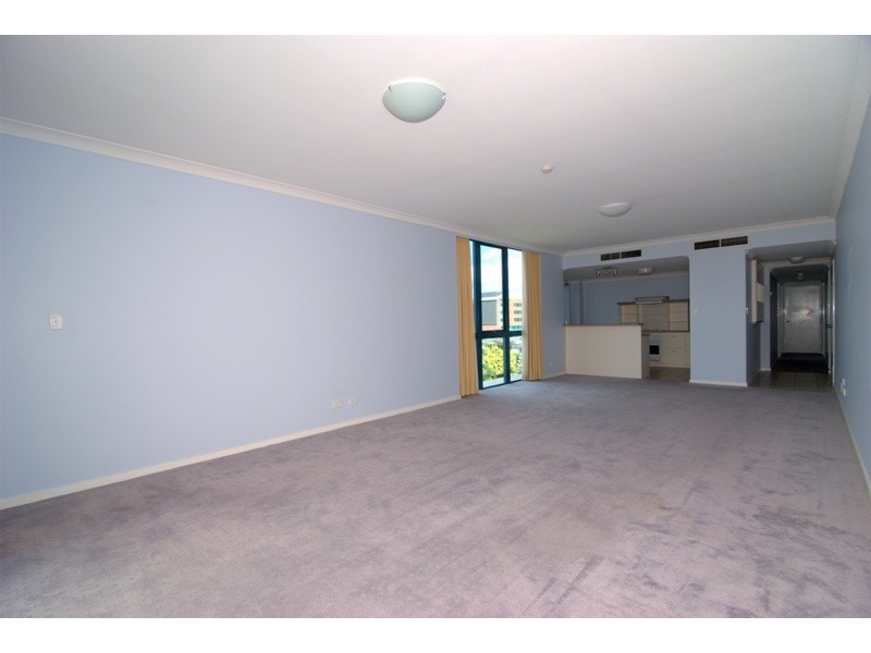 35 Ferry Street, Kangaroo Point QLD 4169