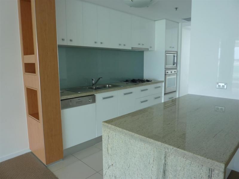 300 Marine Parade, Labrador QLD 4215