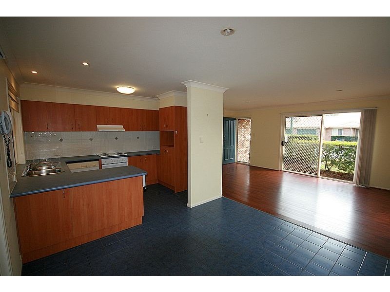 22/27 Camille Crescent, Wynnum West QLD 4178