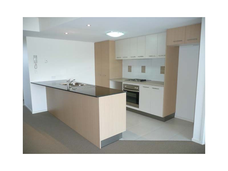 49/10 Grand Parade, Kawana Island QLD 4575