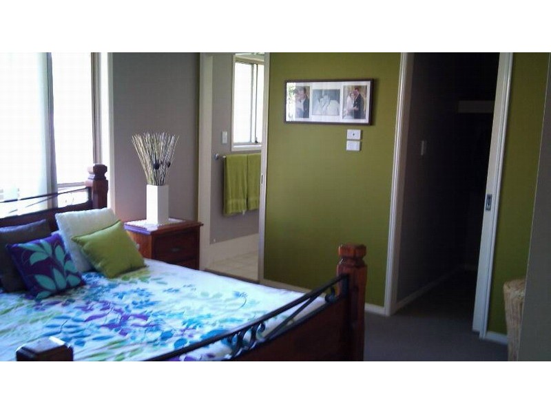 67 Yodelay Street, Varsity Lakes QLD 4227