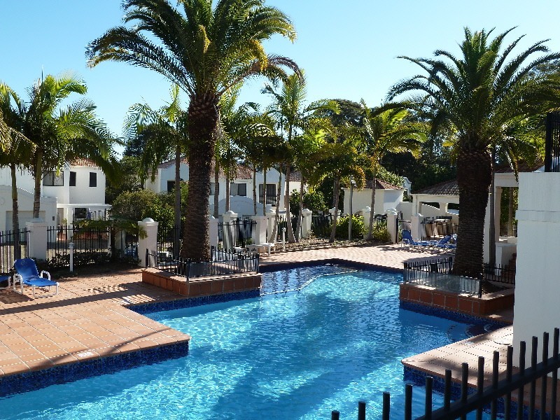 6/22-34 Glenside Drive, Robina QLD 4226