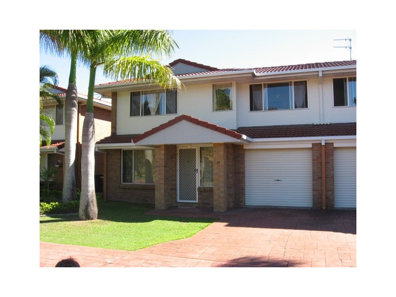 Broadbeach Waters QLD 4218