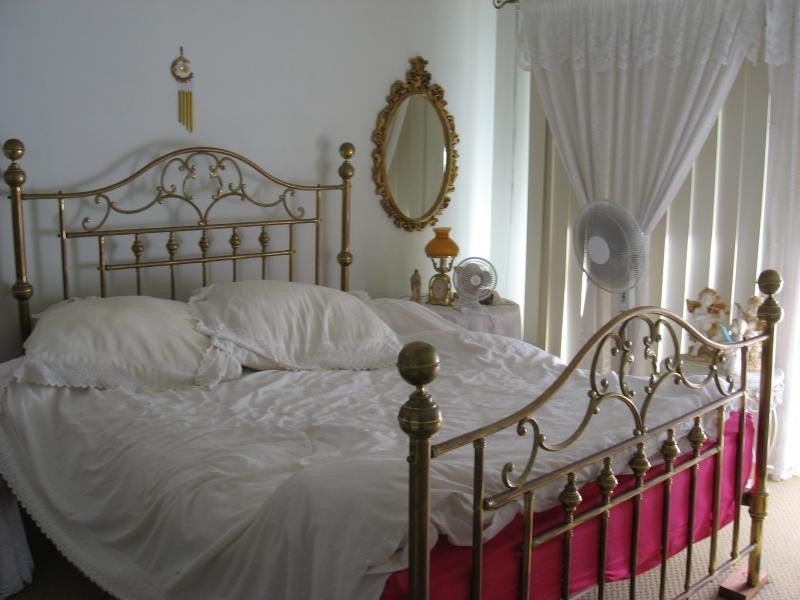 Broadbeach Waters QLD 4218