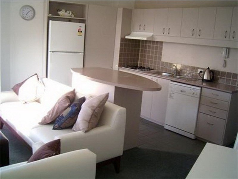 27/32-38 Newstead Terrace., Newstead QLD 4006